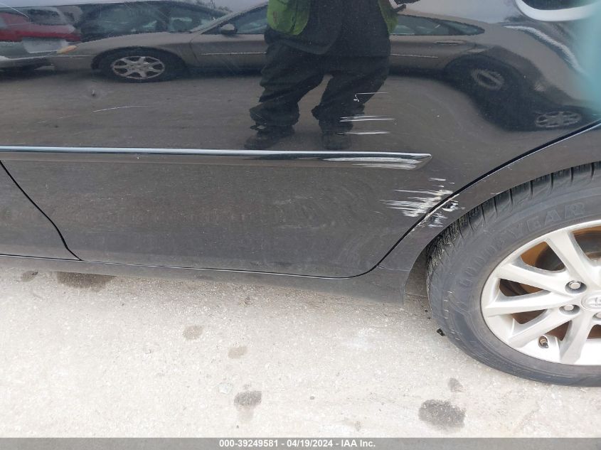 2010 Toyota Camry Hybrid VIN: 4T1BB3EK6AU114122 Lot: 39249581