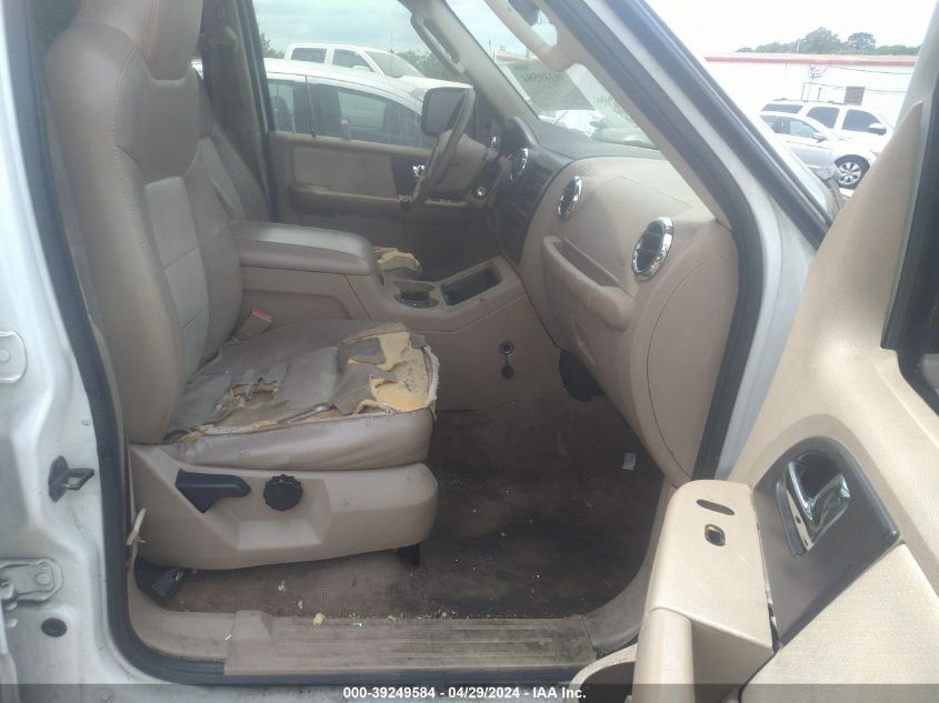 2005 Ford Expedition Eddie Bauer/King Ranch VIN: 1FMPU17535LA68773 Lot: 39249584