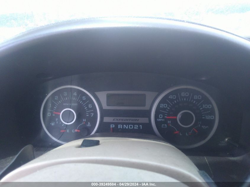 2005 Ford Expedition Eddie Bauer/King Ranch VIN: 1FMPU17535LA68773 Lot: 39249584