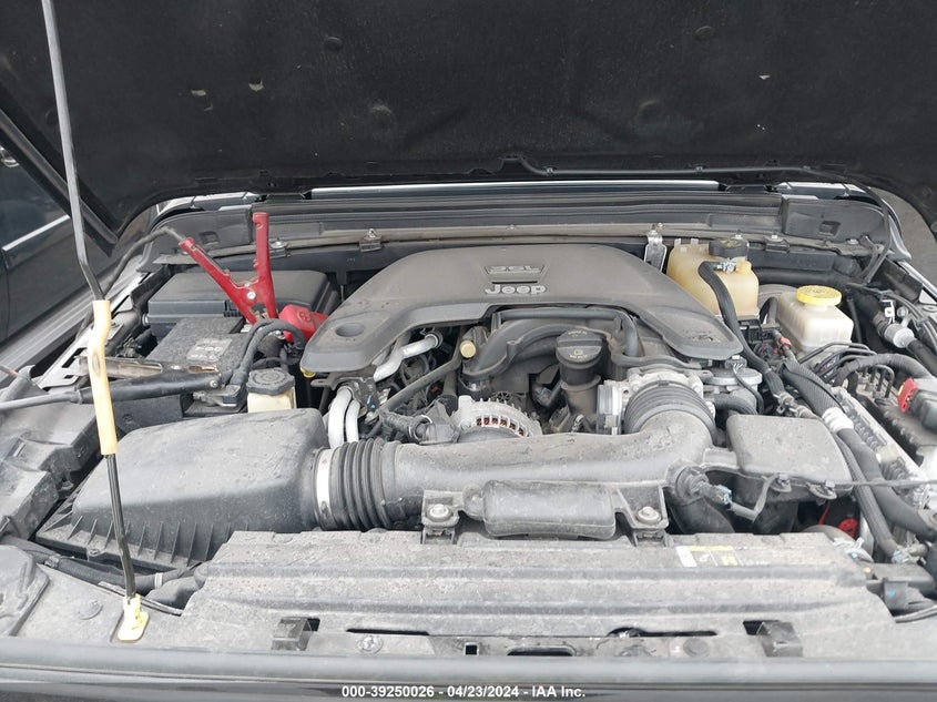 2018 JEEP WRANGLER UNLIMITED SAHARA 4X4 - 1C4HJXEG5JW247401