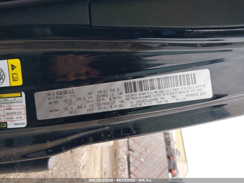 2018 JEEP WRANGLER UNLIMITED SAHARA 4X4 - 1C4HJXEG5JW247401