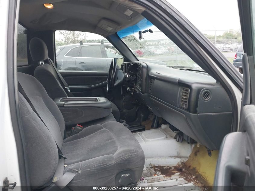 1999 Chevrolet Silverado 1500 VIN: 1GCEK14W7XZ120548 Lot: 39250257