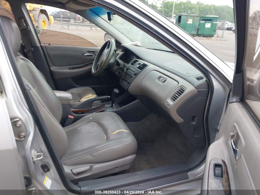 1HGCG66882A057585 | 2002 HONDA ACCORD