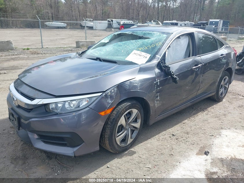 VIN 2HGFC2F52JH569513 2018 HONDA CIVIC LX