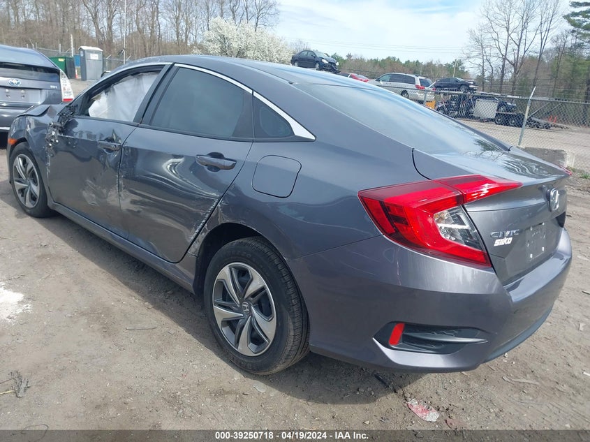 VIN 2HGFC2F52JH569513 2018 HONDA CIVIC LX