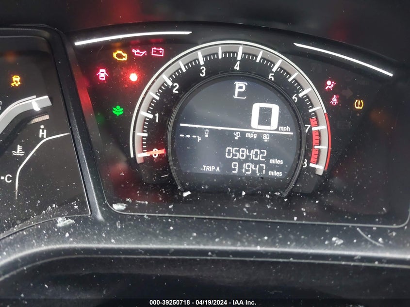 VIN 2HGFC2F52JH569513 2018 HONDA CIVIC LX