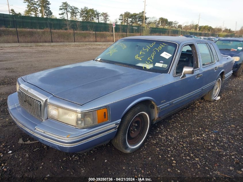 1994 Lincoln Town Car Executive VIN: 1LNLM81W6RY734798 Lot: 39250736