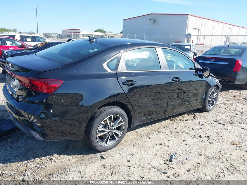 2024 KIA FORTE LX/LXS - 3KPF24AD9RE744732