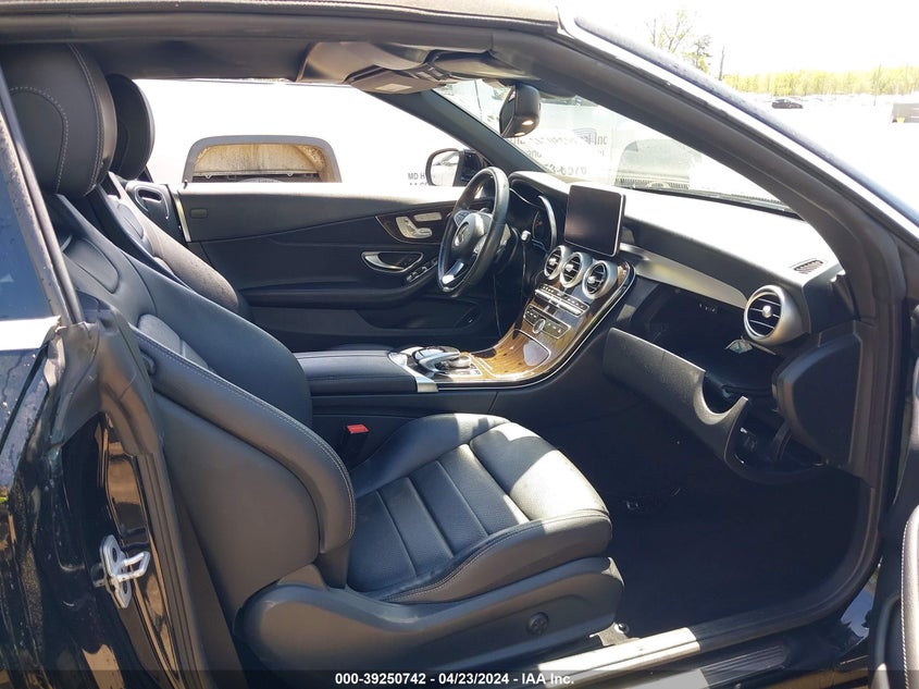 2018 MERCEDES-BENZ C 300 VIN: WDDWK4KB9JF627701
