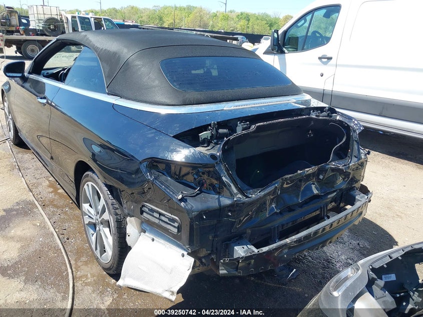 2018 MERCEDES-BENZ C 300 VIN: WDDWK4KB9JF627701