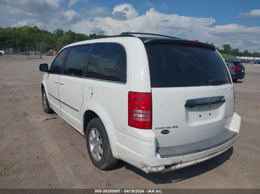 2010 Chrysler Town & Country Touring VIN: 2A4RR5D10AR113591 Lot: 39250897