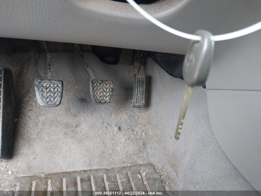 2005 Toyota Corolla Ce VIN: 1NXBR32E35Z477719 Lot: 39251112