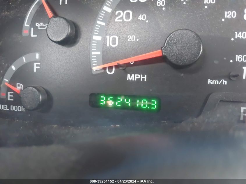 2001 Ford F-150 King Ranch Edition/Lariat/Xlt VIN: 1FTRW08W11KE89674 Lot: 39251152