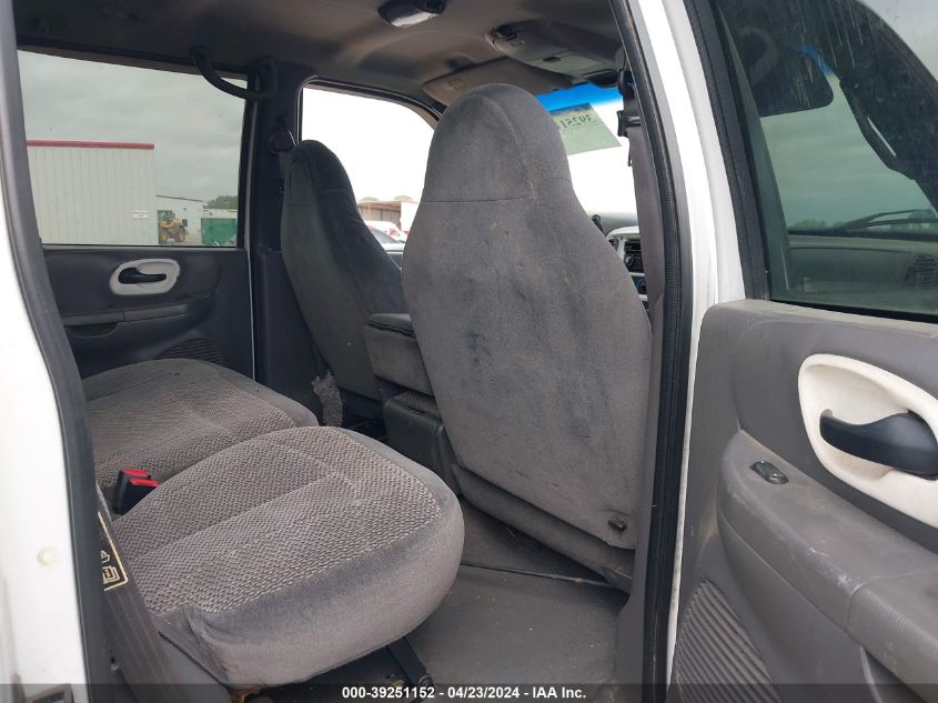 2001 Ford F-150 King Ranch Edition/Lariat/Xlt VIN: 1FTRW08W11KE89674 Lot: 39251152