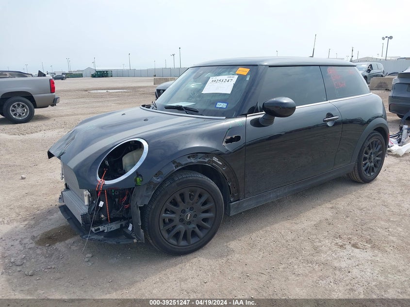 2022 Mini Hardtop Cooper VIN: WMW33DH01N2P64903 Lot: 39251247
