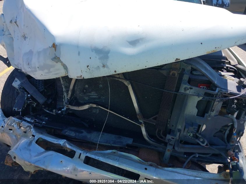 2001 Chevrolet Silverado 1500 Ls VIN: 2GCEC19V411112646 Lot: 39251384