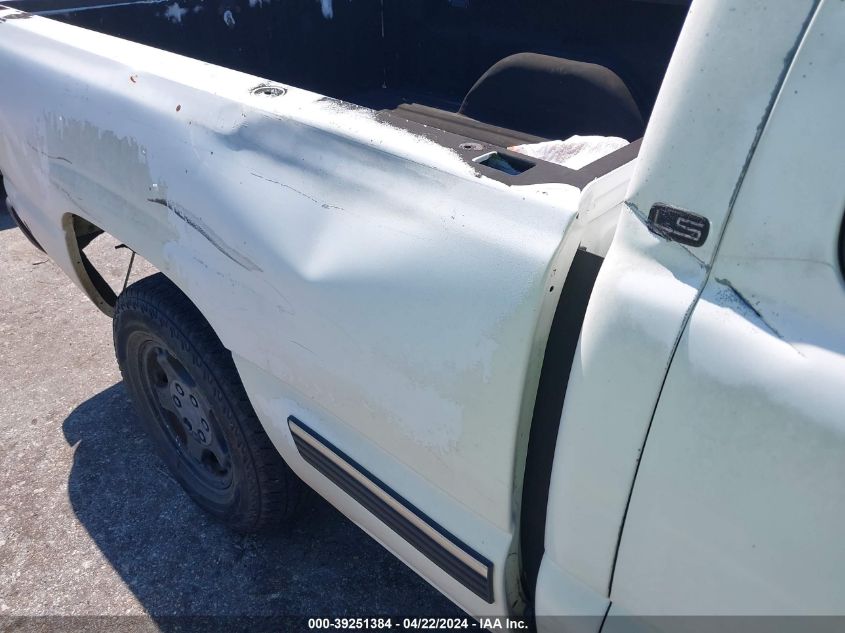 2001 Chevrolet Silverado 1500 Ls VIN: 2GCEC19V411112646 Lot: 39251384