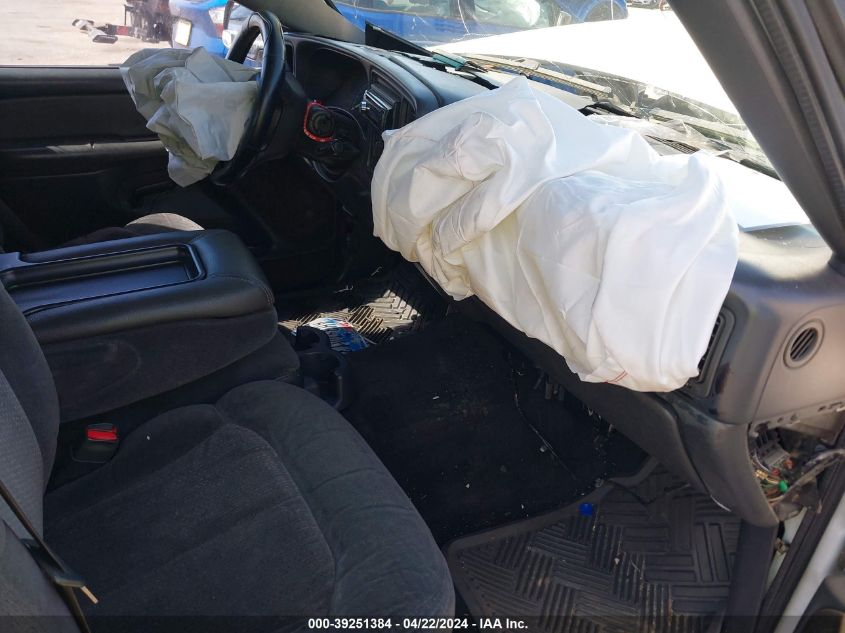 2001 Chevrolet Silverado 1500 Ls VIN: 2GCEC19V411112646 Lot: 39251384