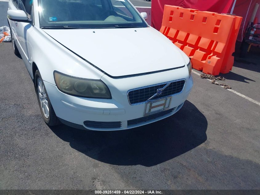 2005 Volvo S40 2.4I VIN: YV1MS382552104010 Lot: 40335153