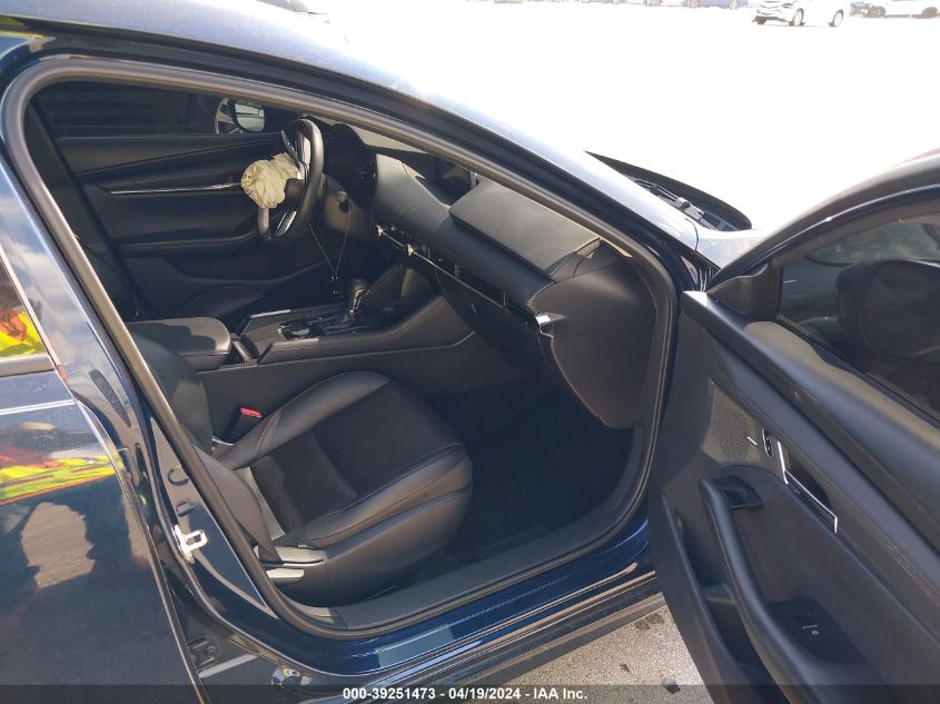 2022 Mazda Mazda3 Premium VIN: 3MZBPADL9NM312723 Lot: 39251473