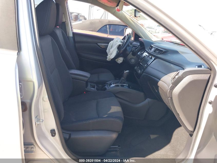 2018 Nissan Rogue Sv VIN: JN8AT2MT7JW470640 Lot: 39251504