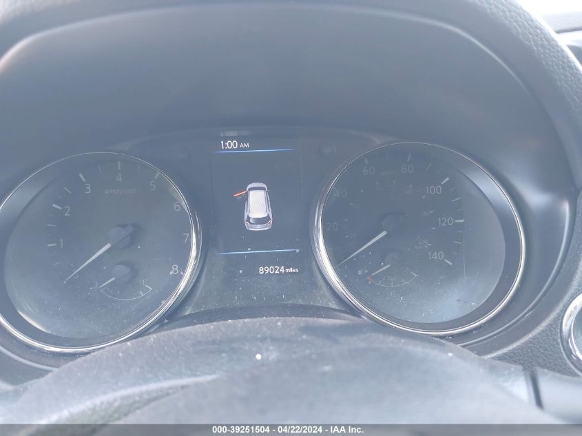 2018 Nissan Rogue Sv VIN: JN8AT2MT7JW470640 Lot: 39251504