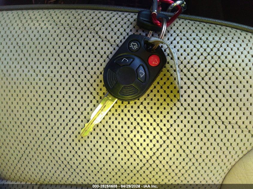 2008 Lincoln Mkx VIN: 2LMDU88C28BJ27989 Lot: 39251685