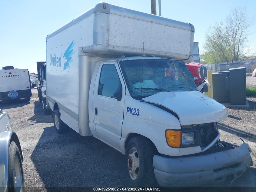 1FDXE45S97DA09456 2007 Ford E-450 Cutaway auction photo 1