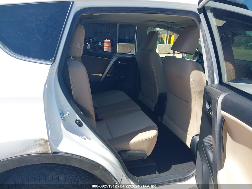 2014 TOYOTA RAV4 XLE - JTMRFREV5ED095279