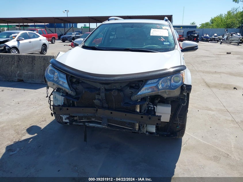 2014 TOYOTA RAV4 XLE - JTMRFREV5ED095279