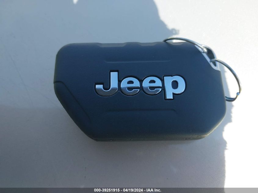 2018 Jeep Wrangler Unlimited Sahara 4X4 VIN: 1C4HJXEG8JW118262 Lot: 39251915