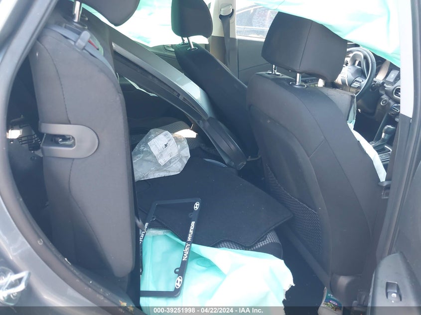 VIN KM8K22AA2MU649086 2021 HYUNDAI KONA SEL