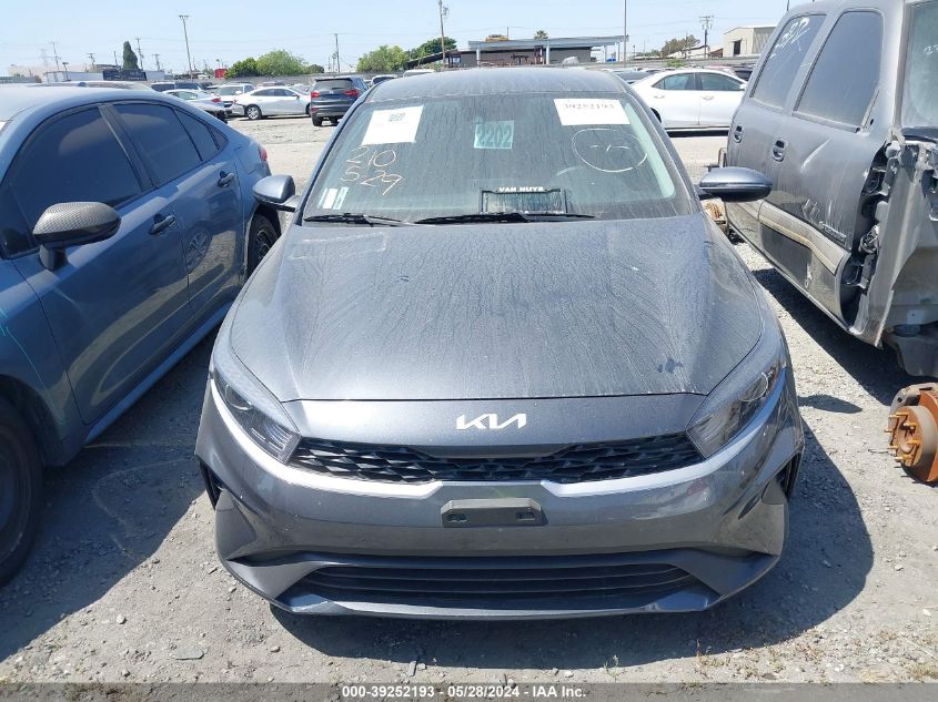 2023 Kia Forte Lxs VIN: 3KPF24AD2PE615373 Lot: 39252193