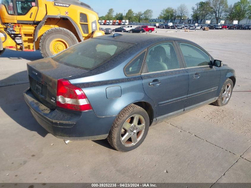 2005 Volvo S40 T5 Awd VIN: YV1MH682X52089634 Lot: 39252235