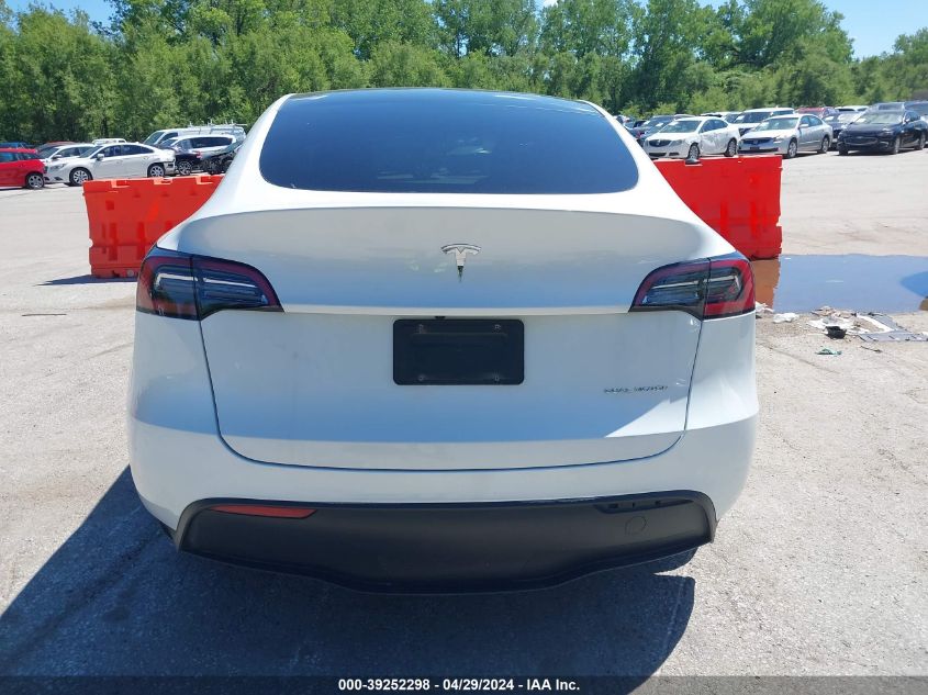 2023 Tesla Model Y Awd/Long Range Dual Motor All-Wheel Drive VIN: 7SAYGAEE2PF642162 Lot: 39252298