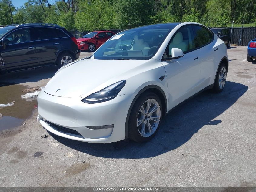 2023 Tesla Model Y Awd/Long Range Dual Motor All-Wheel Drive VIN: 7SAYGAEE2PF642162 Lot: 39252298