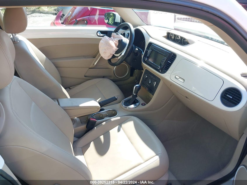 2014 VOLKSWAGEN BEETLE 3VWJL7AT8EM606774