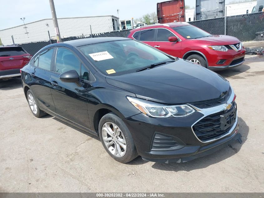 2019 Chevrolet Cruze Ls VIN: 1G1BC5SM4K7109772 Lot: 39252382