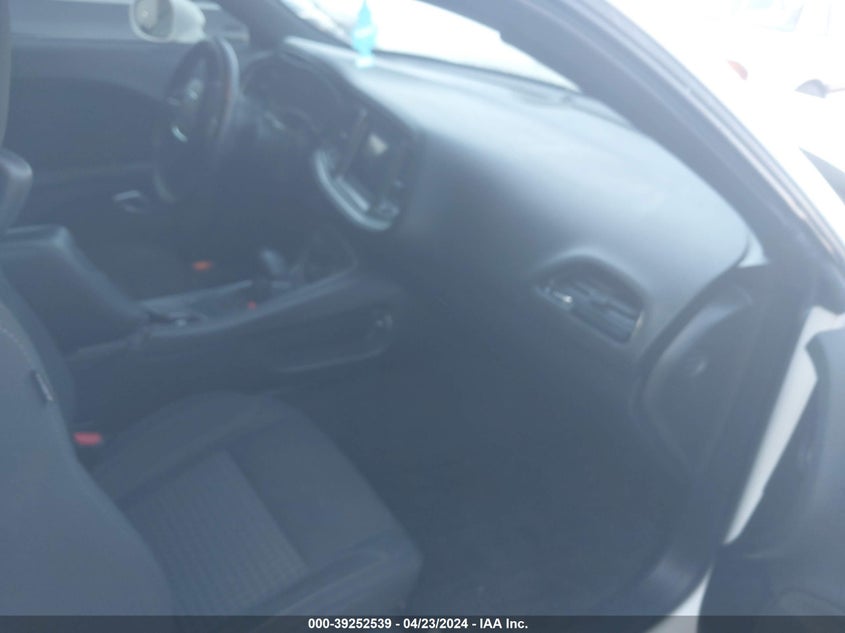 VIN 2C3CDZAG3KH566769 2019 DODGE CHALLENGER SXT