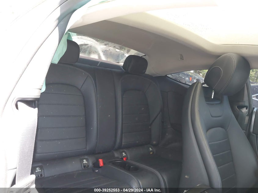 2017 MERCEDES-BENZ C 300 - WDDWJ4JB8HF591823