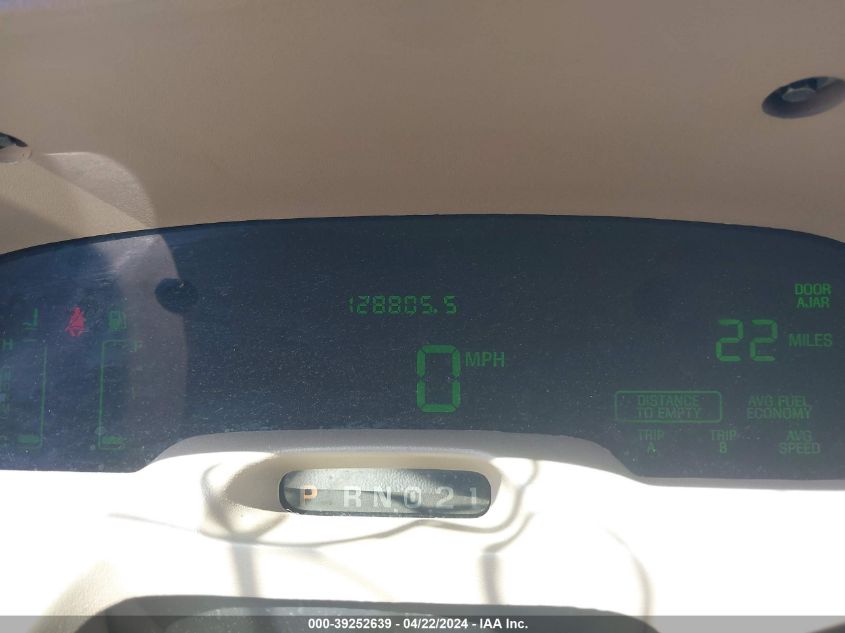 2004 Mercury Grand Marquis Ls VIN: 2MEHM75W44X663378 Lot: 39252639