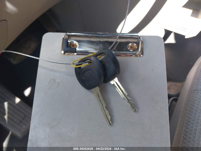 2010 Kia Sedona VIN: KNDMG4C39A6356939 Lot: 39252828