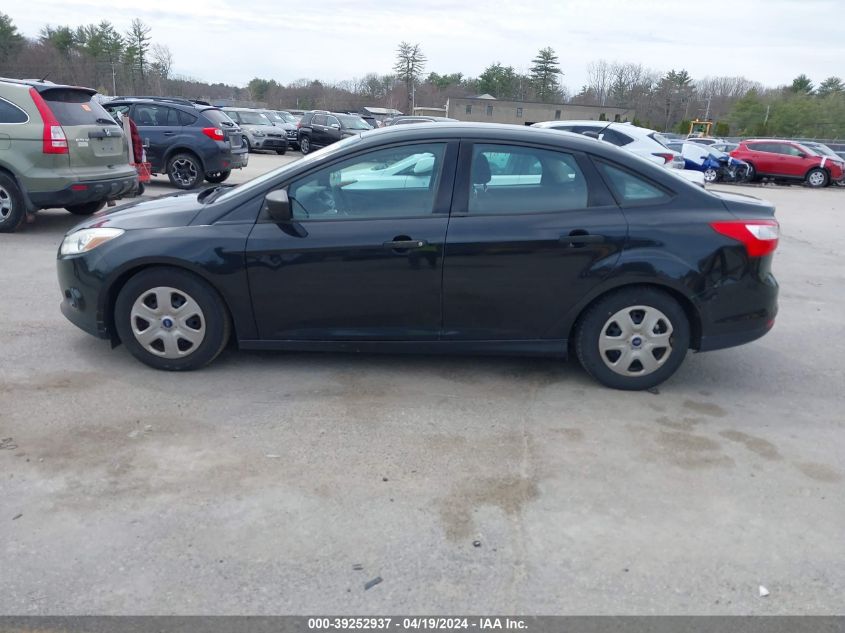 2014 Ford Focus S VIN: 1FADP3E22EL217151 Lot: 39252937