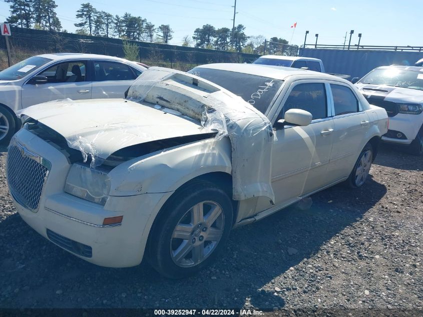 2006 Chrysler 300 Touring VIN: 2C3KK53G46H280698 Lot: 39252947