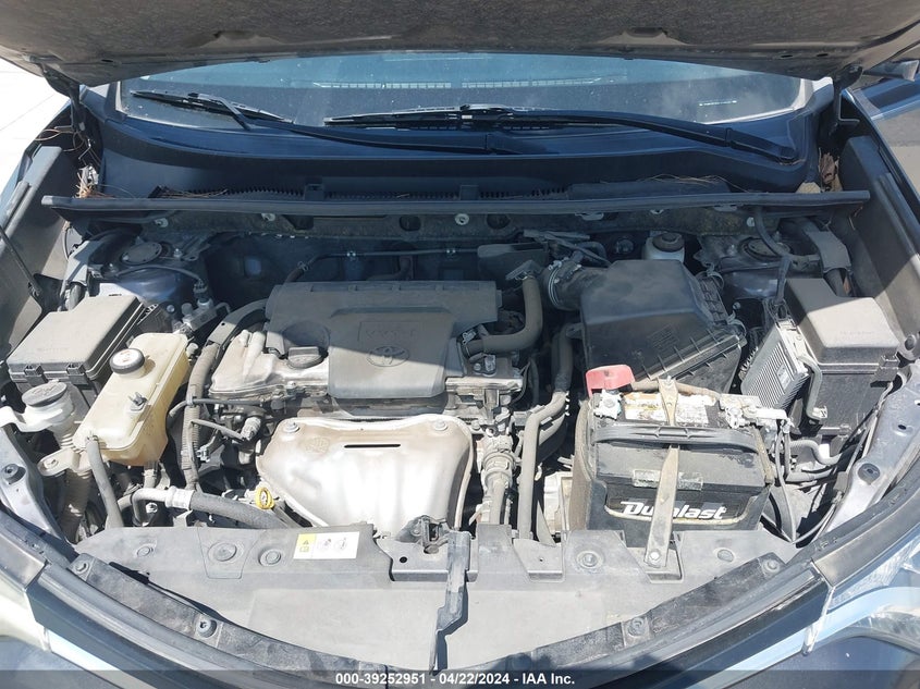 2017 TOYOTA RAV4 XLE - JTMWFREV0HJ119741