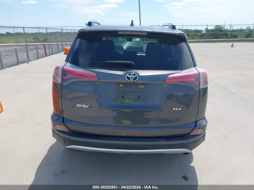 2017 TOYOTA RAV4 XLE - JTMWFREV0HJ119741