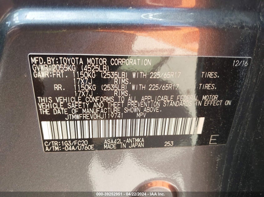 2017 TOYOTA RAV4 XLE - JTMWFREV0HJ119741