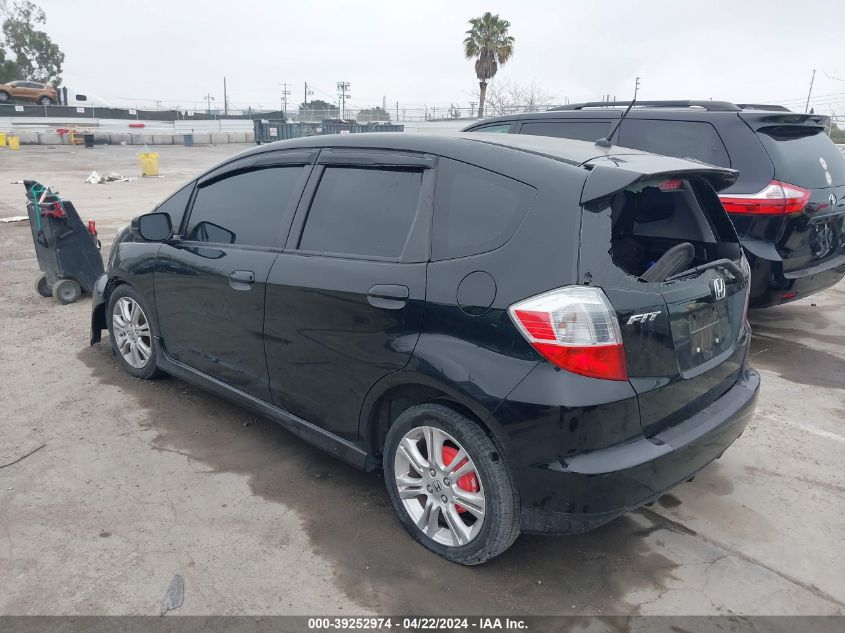 2011 Honda Fit Sport VIN: JHMGE8G58BS000303 Lot: 39252974