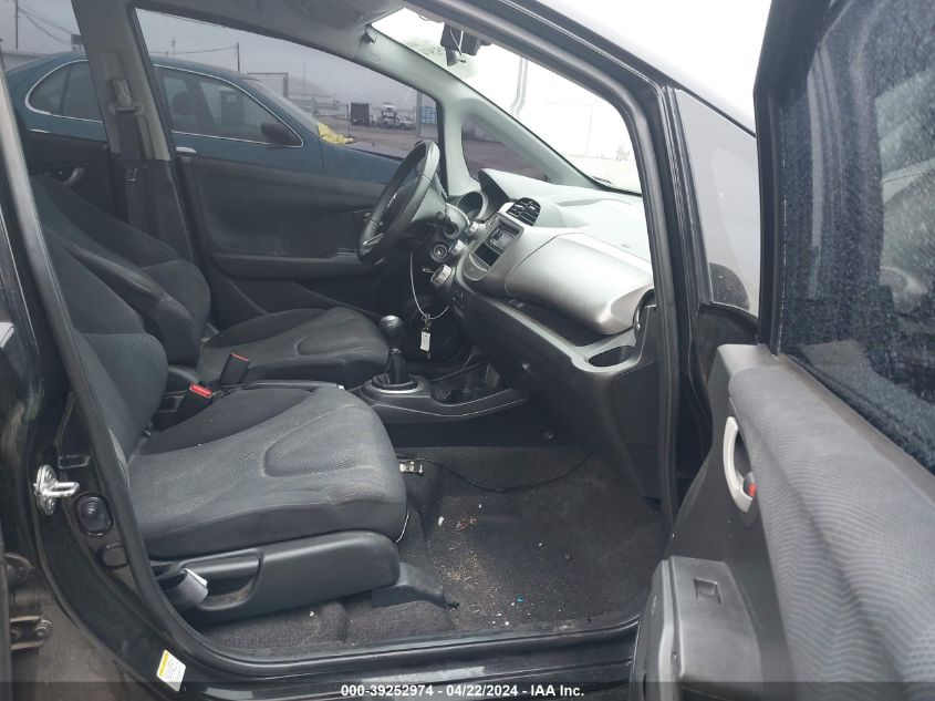 2011 Honda Fit Sport VIN: JHMGE8G58BS000303 Lot: 39252974