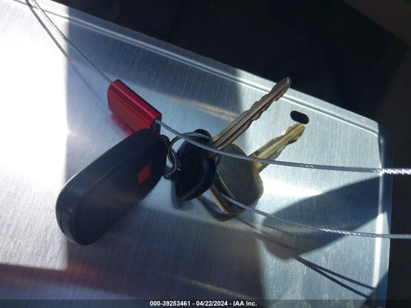 2005 Toyota Camry Le VIN: 4T1BE32K65U093144 Lot: 39253461